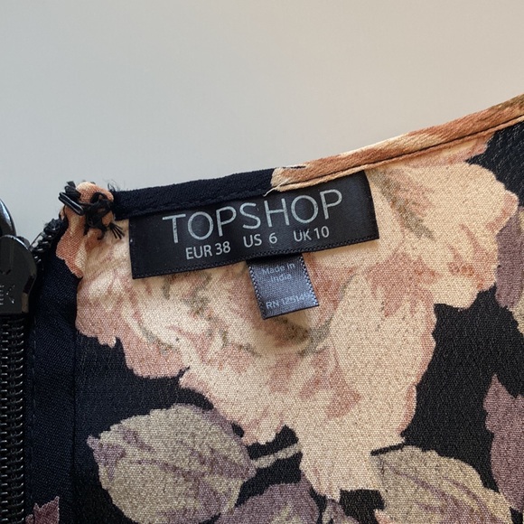 Top Shop Floral Romper - Picture 2 of 3